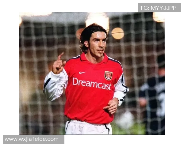 前足球明星的传奇人生与退役后的多彩发展之路 前足球明星的传奇人生与退役后的多彩发展之路