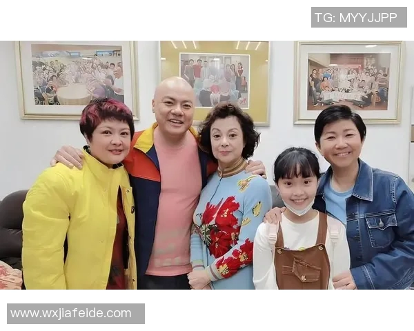 外来媳妇本地郎携手足球明星共谱青春奋斗与爱情的动人篇章